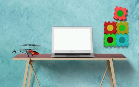 在知识付费行业中，如何选择适合自己的内容和平台？