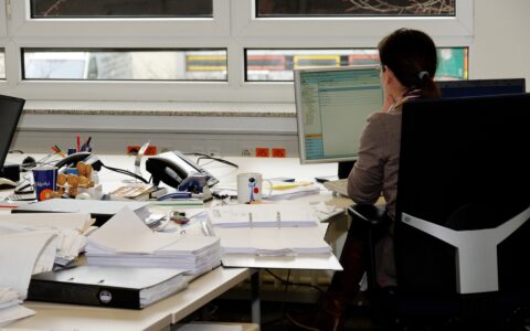 30天（四周）金牌讲师养成计划，想当讲师的赶紧收藏起来，只要坚持下来，下一个老师就是你