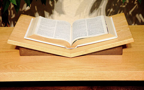 AI工具：文心一言，系出名门（百度出品）特点、用途、优缺点有哪些