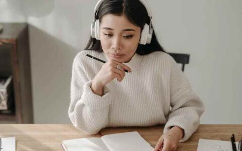 很多人说，闪剪数字人，是国内最好用的，为什么？他和其它数字人产品相比，有什么特点？