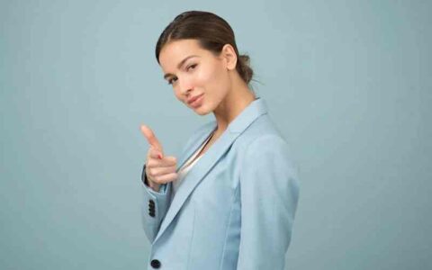 贝叶斯推理在市场研究中有哪些具体的应用案例？