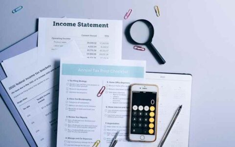 现在为什么越来越多的人推荐拍摄时间长于5分钟的视频,为什么长视频在社交媒体上不如短视频受欢迎？