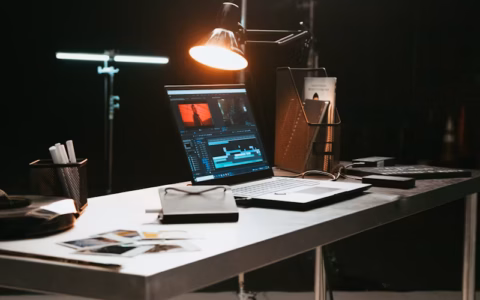 沙雕动画制作的工具，完整流程，