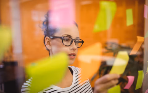 刚从事知识付费行业的新博主，如何利用新媒体平台卖课，一文说透
