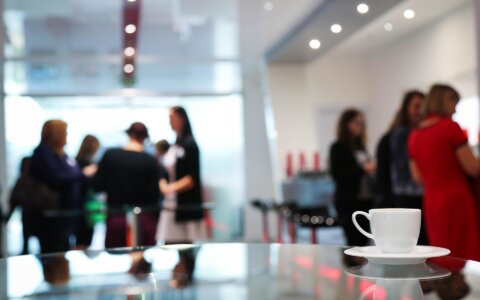 7天练成"故事思维"，让沟通效果翻倍的秘密