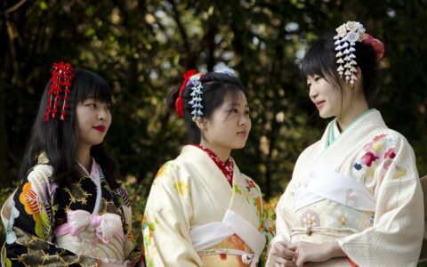 故事锚点：让客户“自我说服”的成交暗器